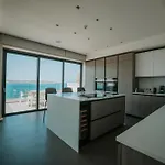 Вилла Beachfront Luxury Меллиеха