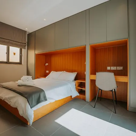 Beachfront Luxury Vilă *