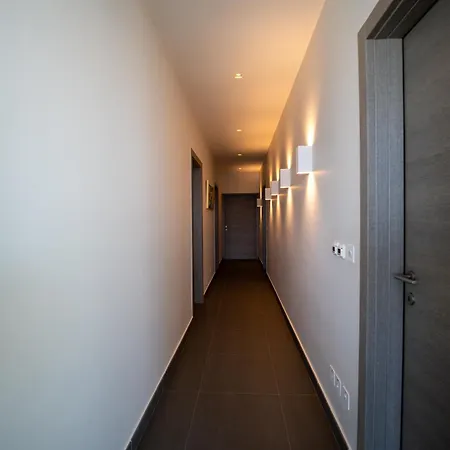 Beachfront Luxury וילה