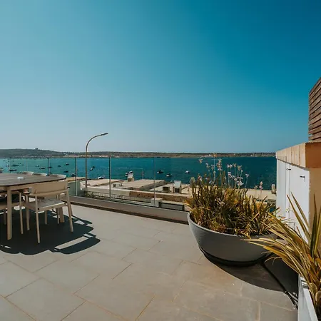 Sea Front Villa With Heated Pool * Mellieħa