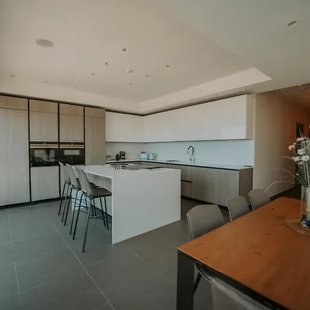 Vilă Beachfront Luxury Mellieħa