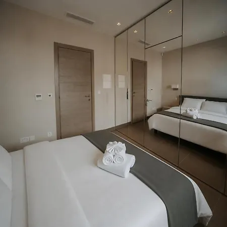 Ferienhaus Sea Front With Heated Pool Mellieħa