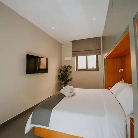 Vakantiehuis Sea Front With Heated Pool Mellieħa