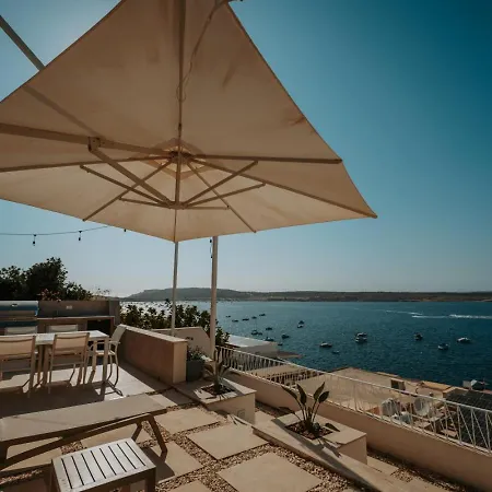 Ferienhaus Sea Front With Heated Pool